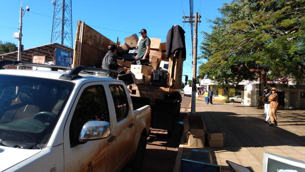 Giruá destina quase 4 toneladas de lixo eletrônico para descarte
